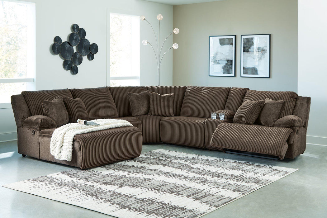 Top Tier Reclining Sectional with Chaise - Atchison Furniture Company (Atchison, KS)