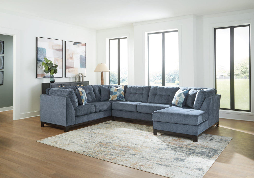 Maxon Place Sectional with Chaise - Atchison Furniture Company (Atchison, KS)