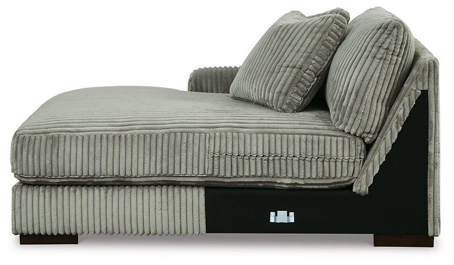 Lindyn Sectional with Chaise