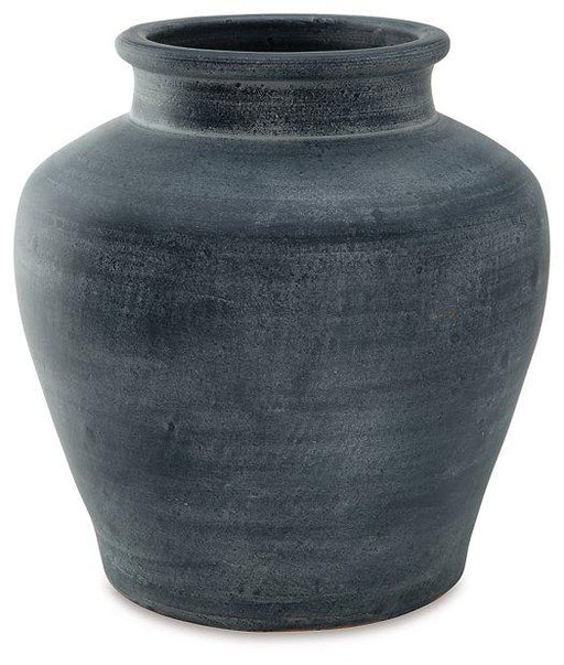 Meadie Vase - Atchison Furniture Company (Atchison, KS)