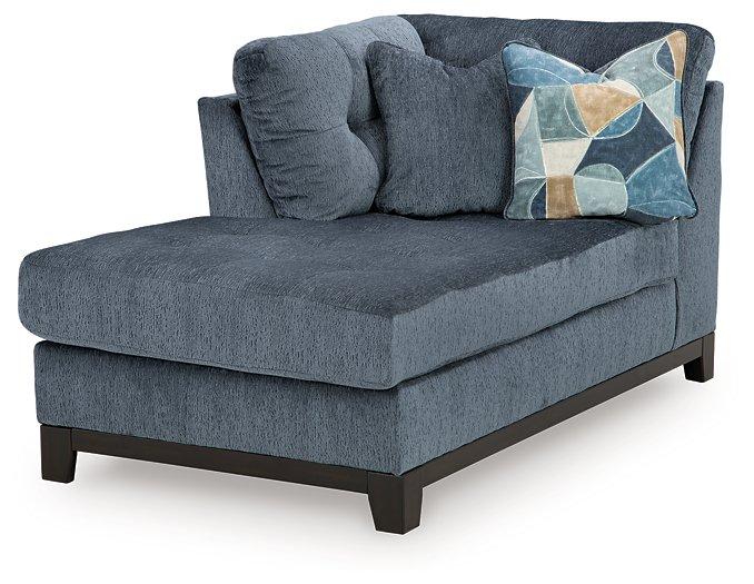 Maxon Place Sectional with Chaise - Atchison Furniture Company (Atchison, KS)