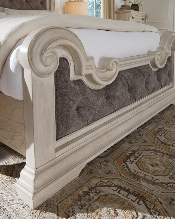 Bruchandi Upholstered Bed - Atchison Furniture Company (Atchison, KS)