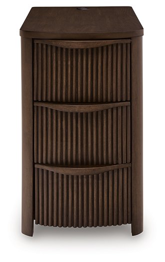 Camdill Chairside End Table - Atchison Furniture Company (Atchison, KS)