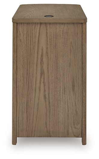 Camdill Chairside End Table - Atchison Furniture Company (Atchison, KS)