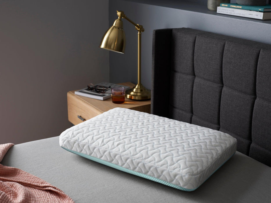 Tempur-Pedic TEMPUR-Adapt Cloud + Cooling Pillow